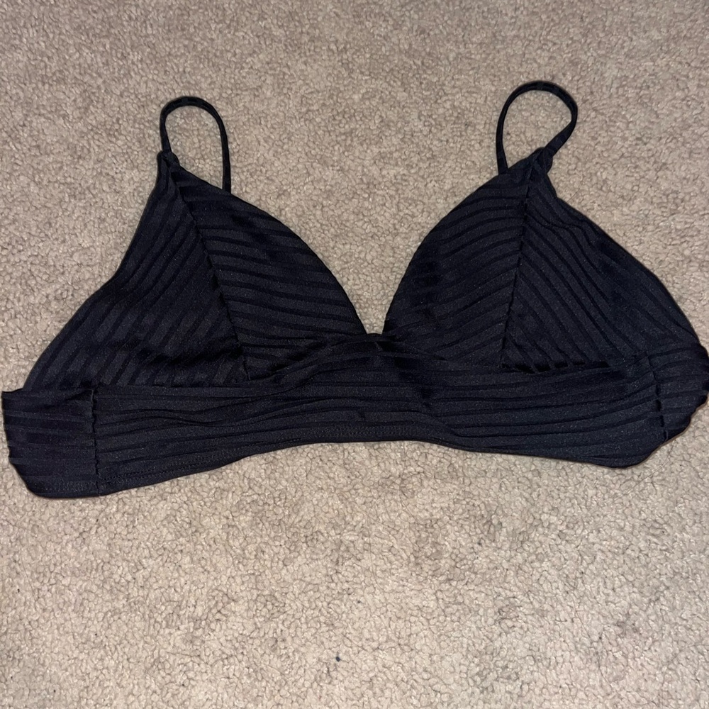 No Boundaries bikini top size small